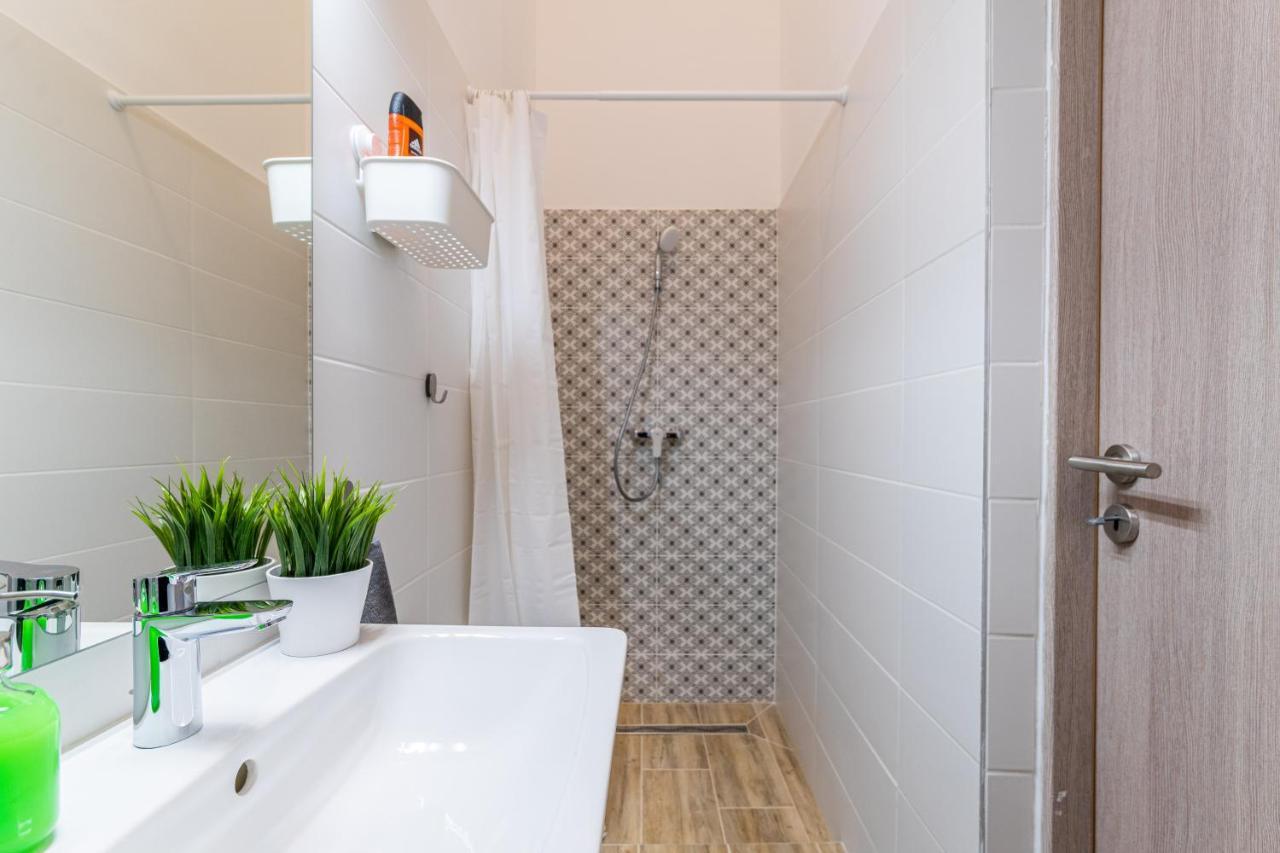 The Right Choice Studio Apartments Budapest Exterior foto